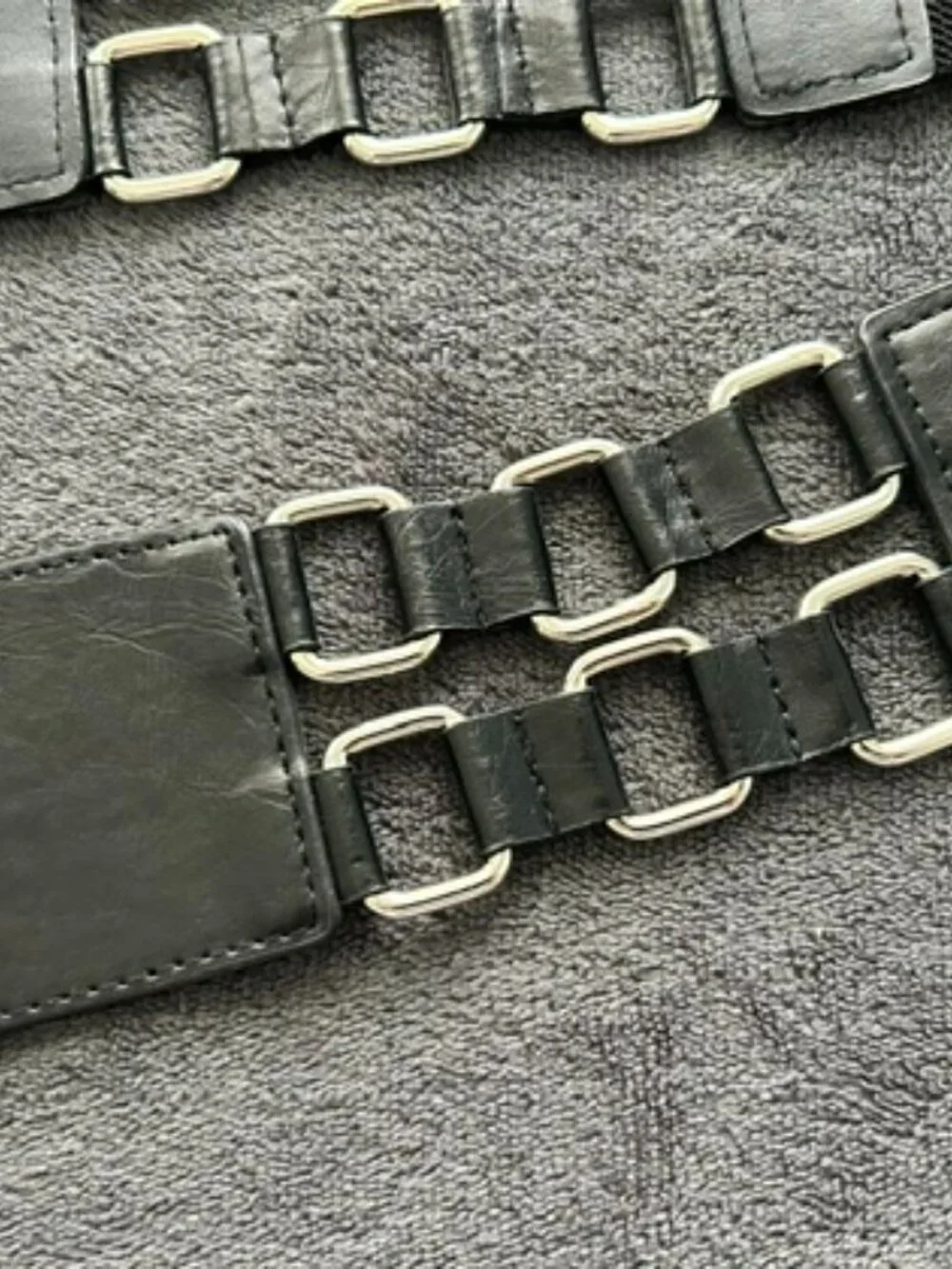 Vintage Betsey Johnson Black Stretch Belt BBP1635